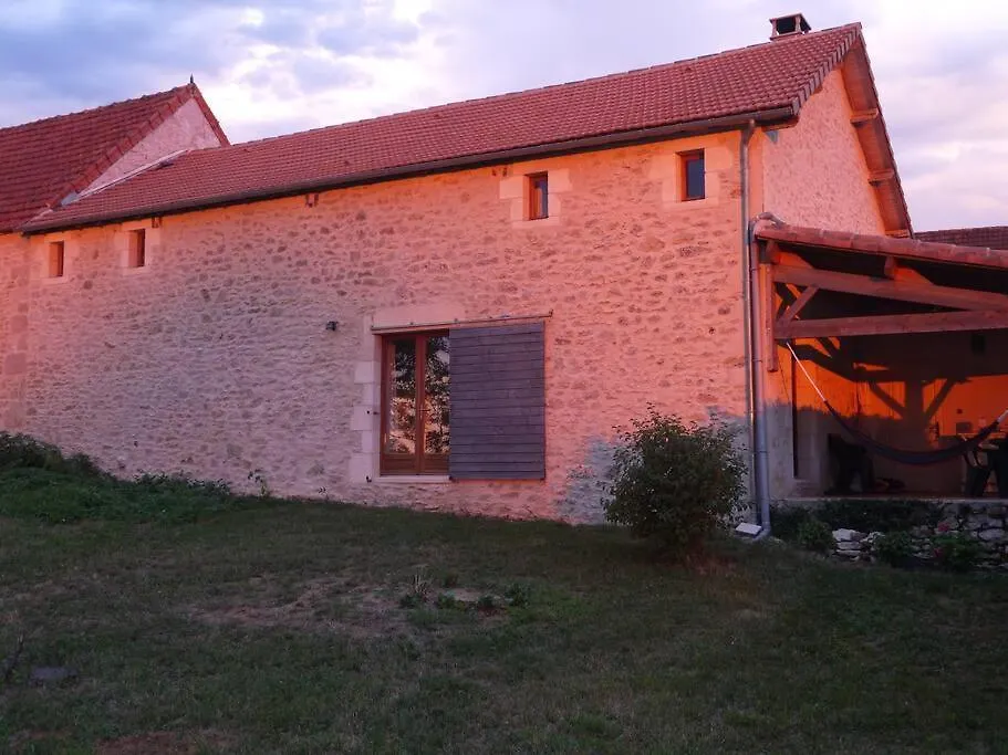 Spacious House In Rural Quercy Ginouillac France